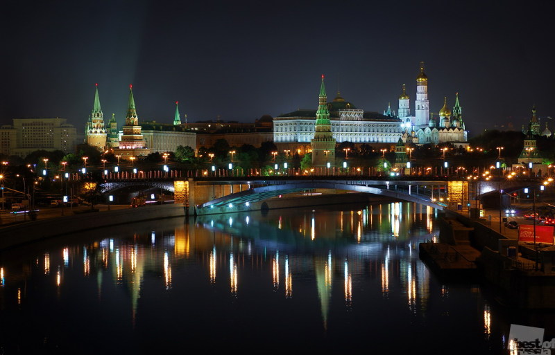 Вид на Кремль с Патриаршего моста..