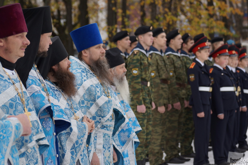 Война и мир.