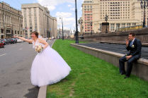 Невеста у дороги