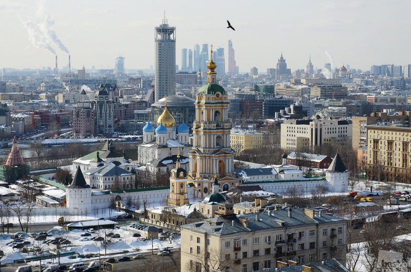 Вид на Новоспасский монастырь с Крестьянской заставы