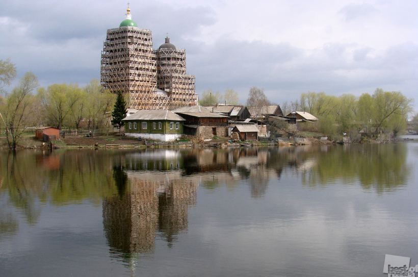 Восстановление. старого храма