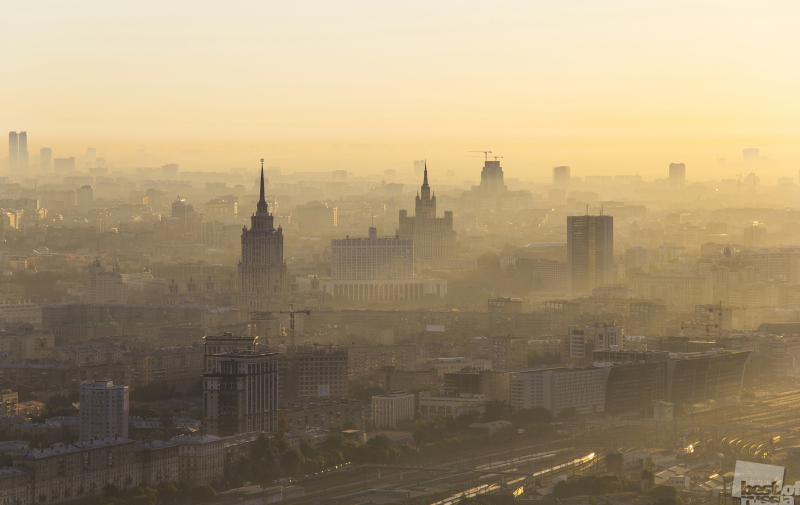 Рассвет в Москве