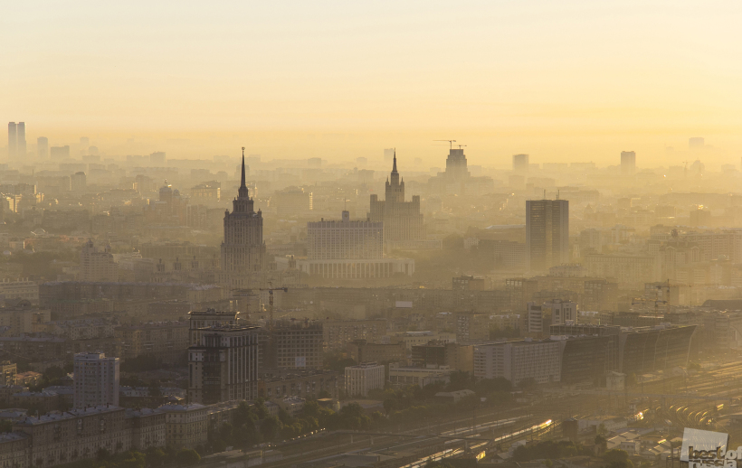 Рассвет в Москве