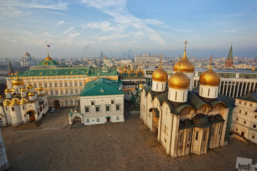 Соборная площадь Московского Кремля