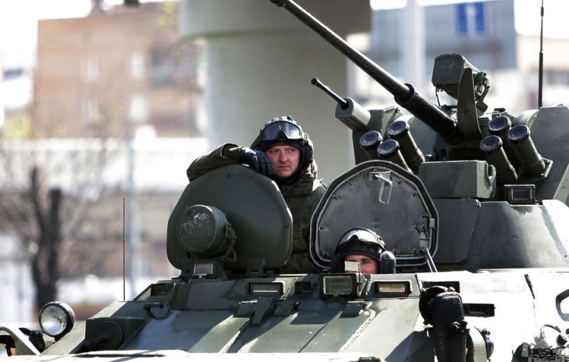 Перед парадом 9 мая