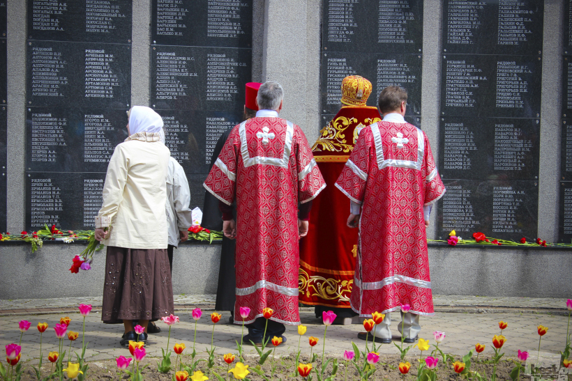 Молебен