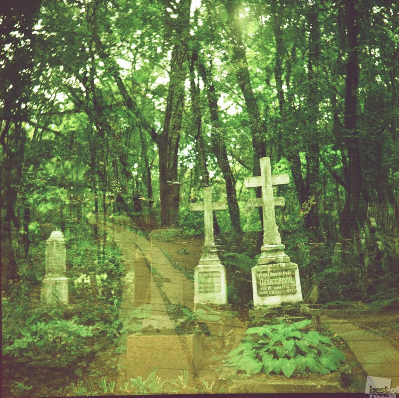 Смоленское кладбище