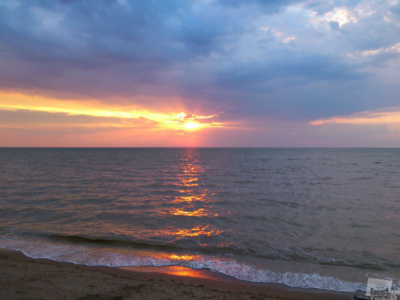 Закат на Азовском море.
