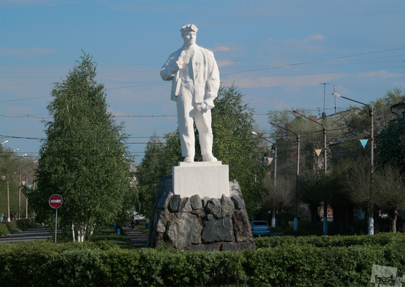 Памятник "Горняк"