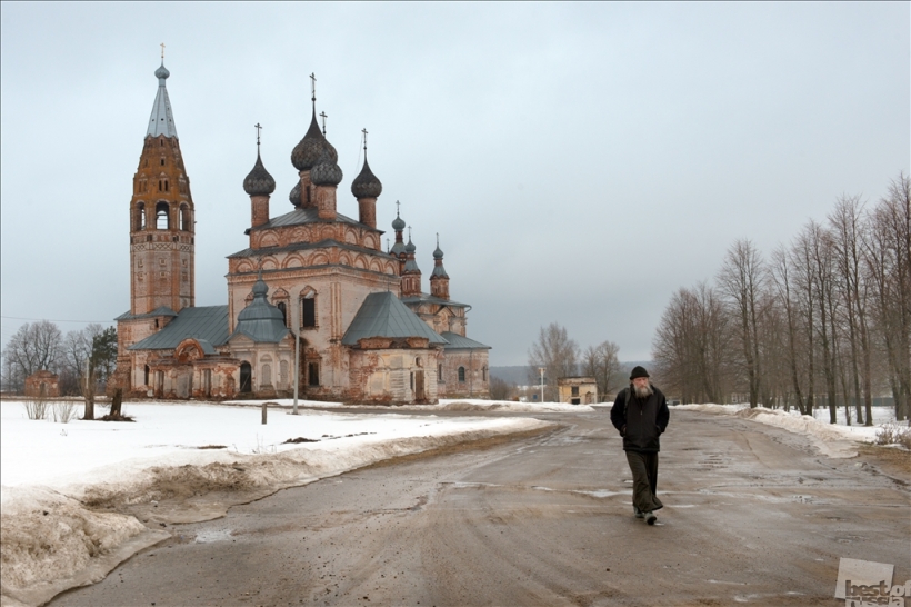 От дома к дому.