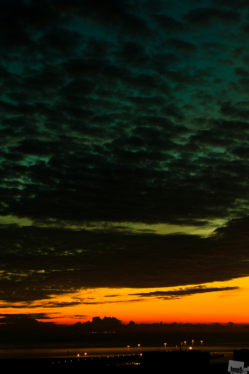 Закат над Финским заливом. Васильевский остров, Санкт-Петербург