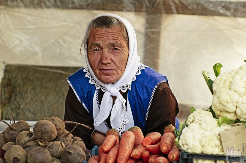 Лицо Колхозного Рынка.