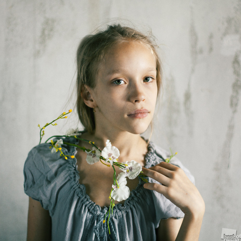Варя.