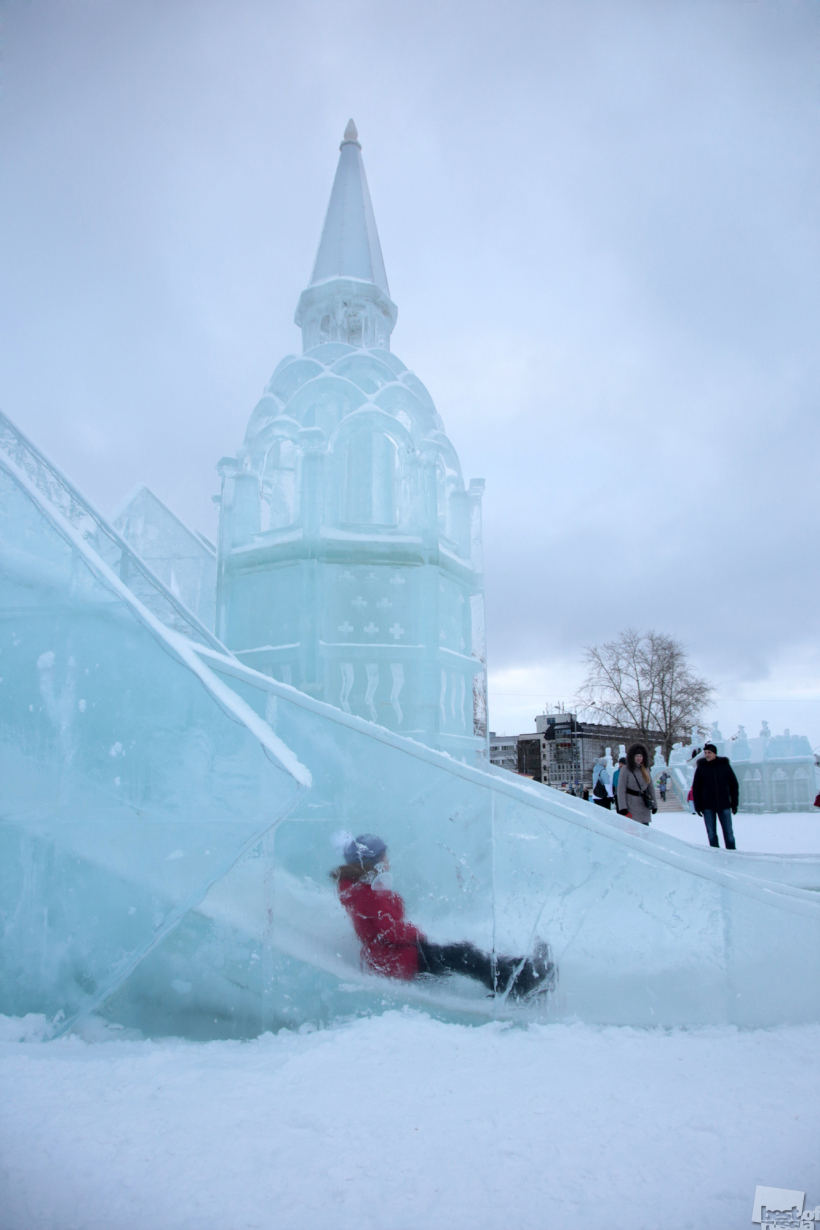 Ледовый городок.