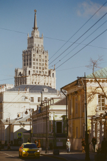 Москва в классическом цвете