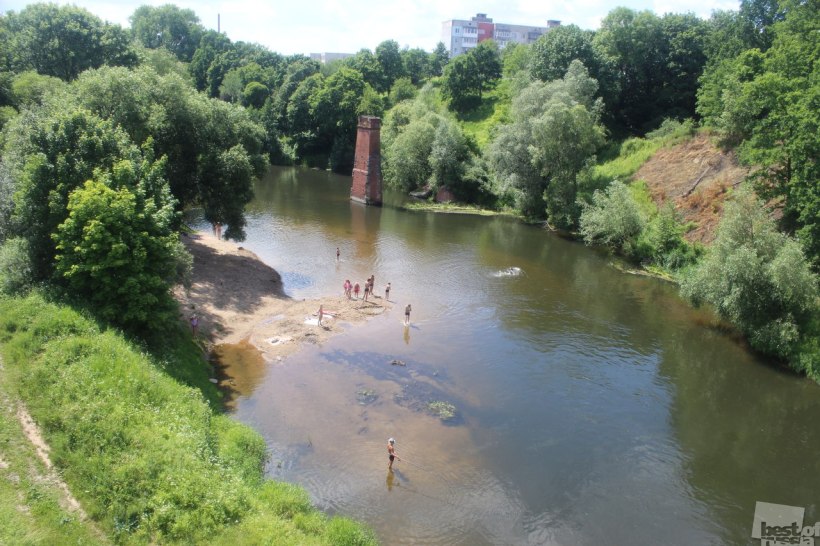 На речке