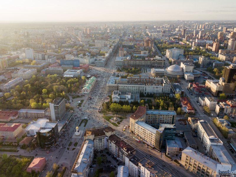 Народные гуляния на День города в Новосибирске