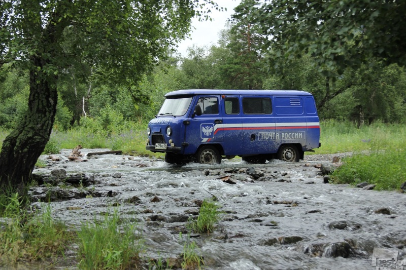 mail delivery through the Chulyshman River valley