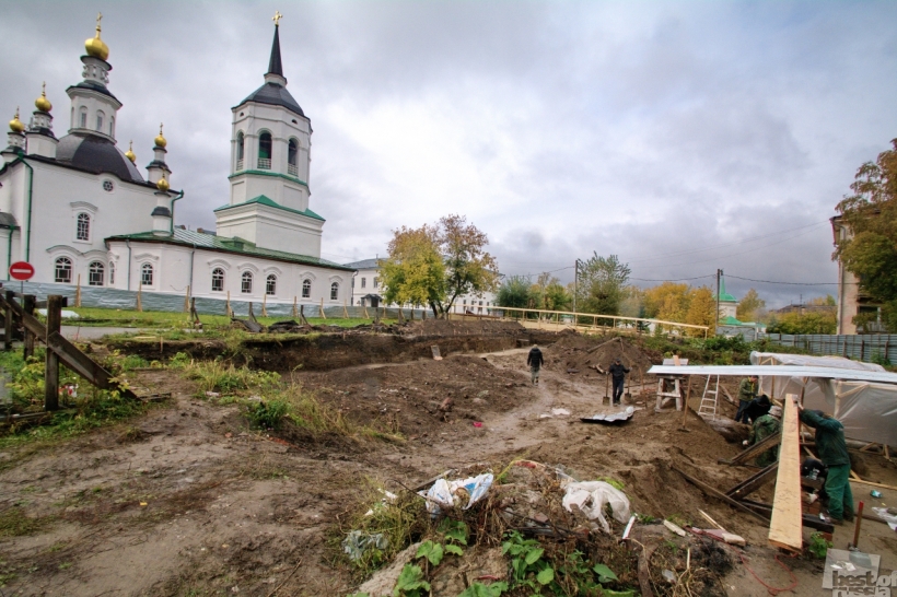 Раскопки старого кладбища