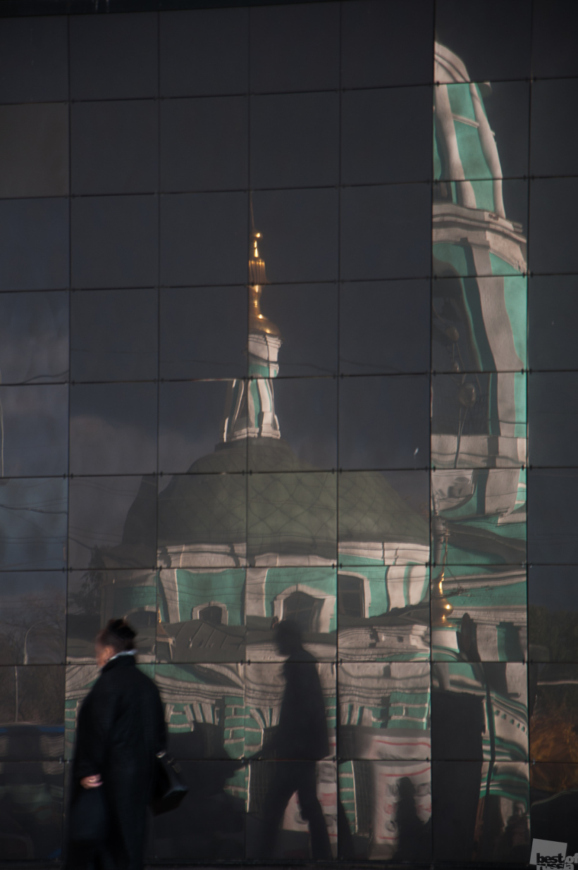 ПАРАЛЛЕЛЬНАЯ ПОВСЕДНЕВНОСТЬ