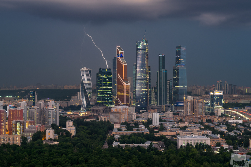 Молния бьёт в Империю