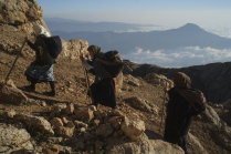 Паломники на горе Шалбуздаг