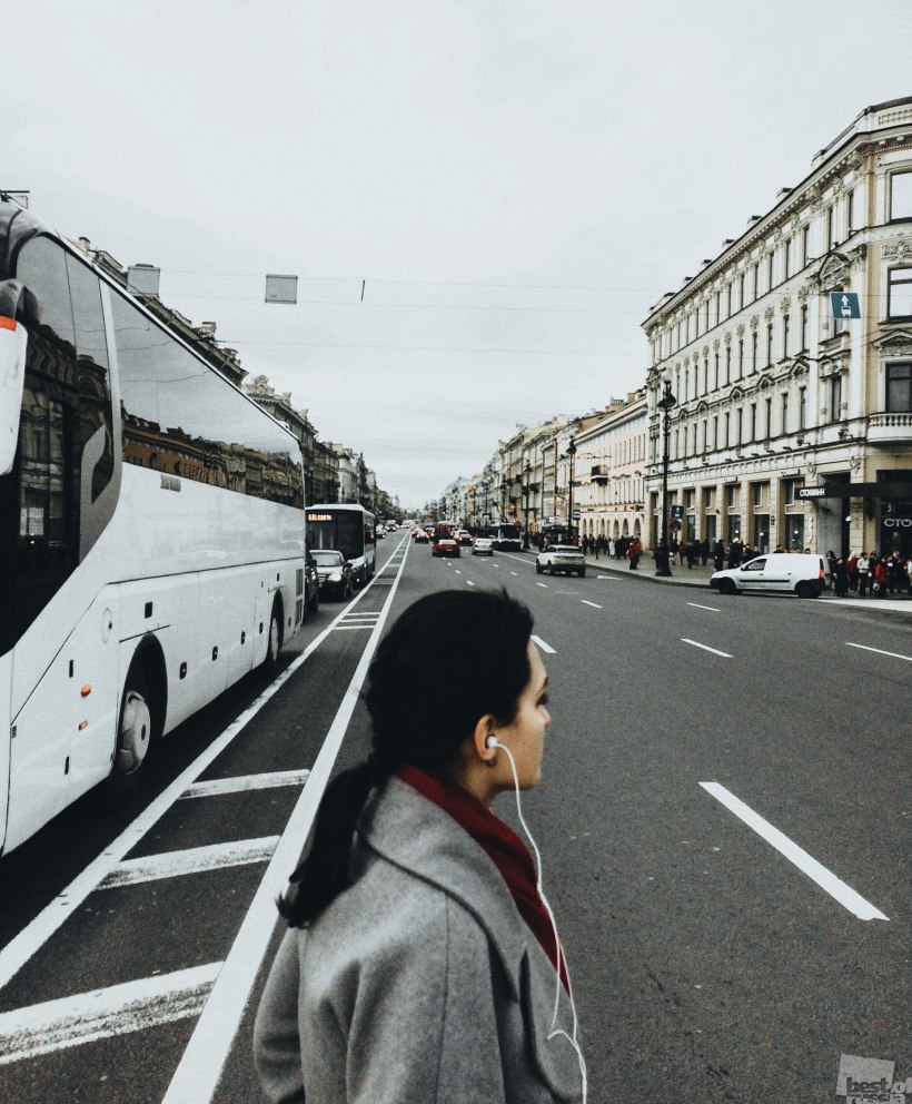 Girl, Nevsky Prospekt