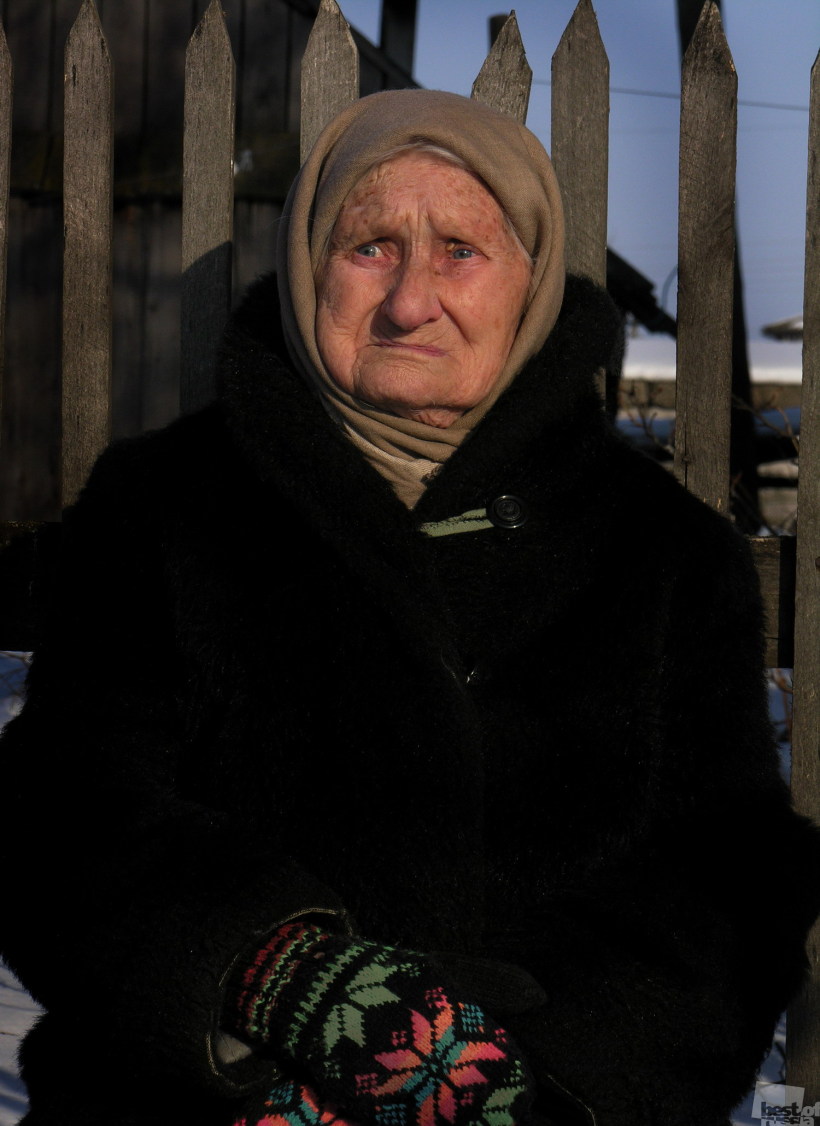 у калитки