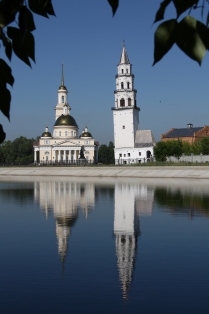 Спасо-преображенский собор и Невьянская наклонная башня