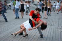 Танцы на Фрунзенской набережной