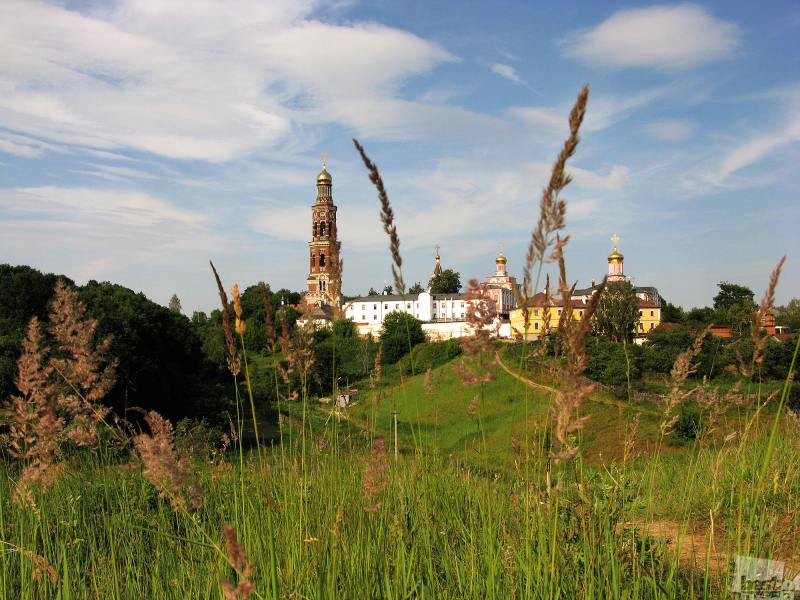 Вид на Иоанно-Богословский монастырь