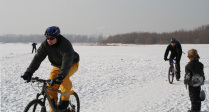 Лыжи, санки и велосипеды