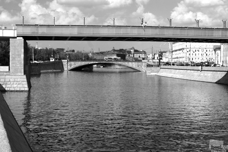 Мост на Болотной