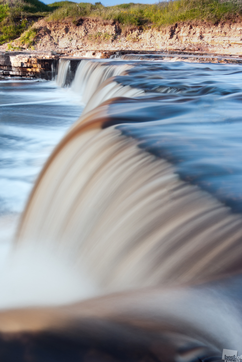 Тосненский водопад