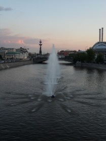 Водная симметрия