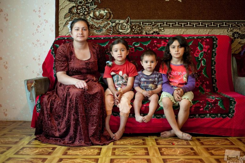 Цыганская семья