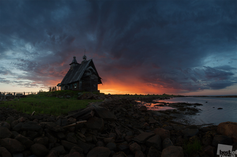 Церковь из фильма Остров в Рабочеостровске на Белом море