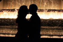 Поцелуй у фонтана